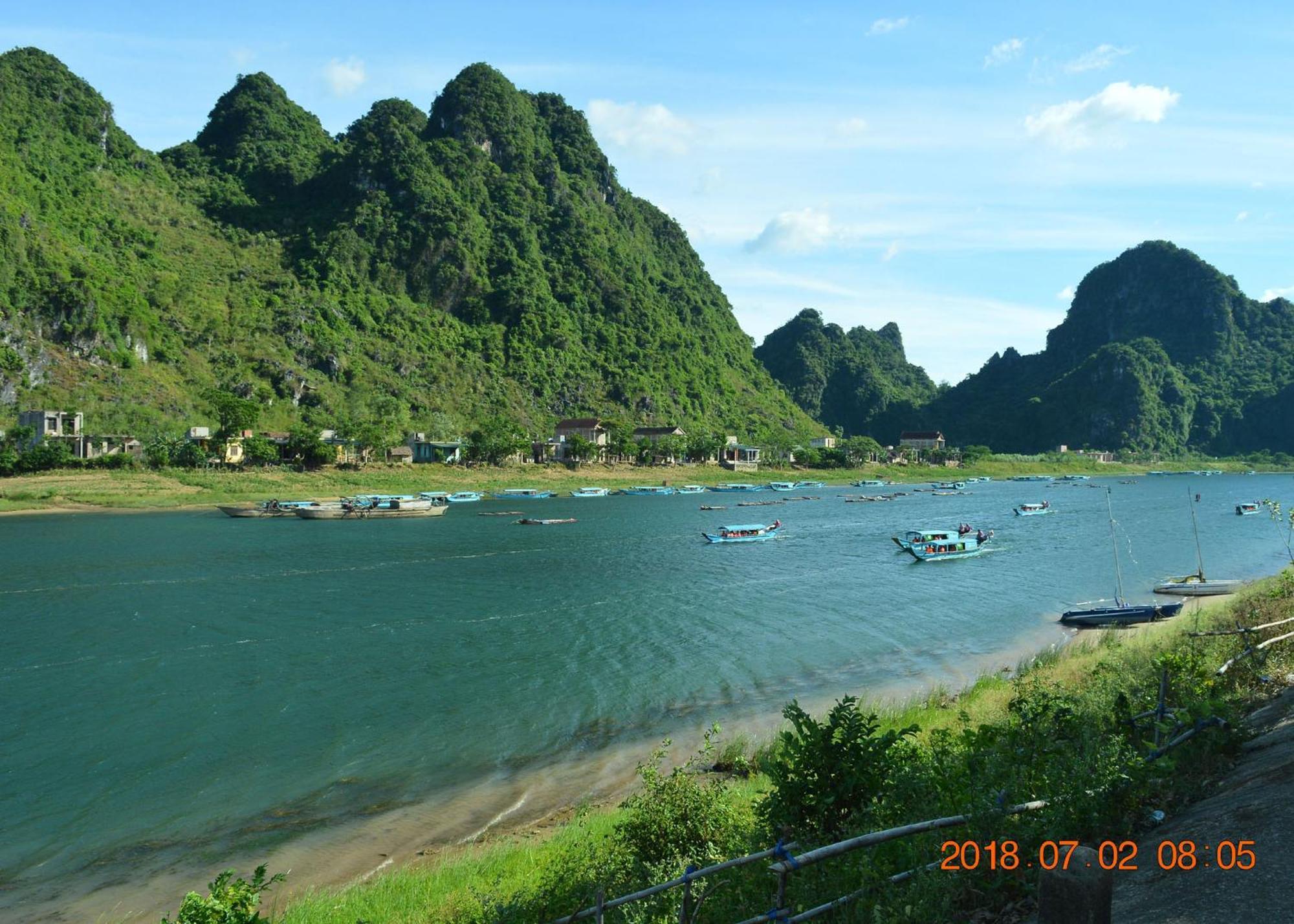 Son Doong Riverside Hotell Phong Nha Eksteriør bilde